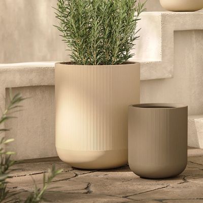 comprar Hotel de 5 estrelas de alta qualidade jardim exterior oblongo pátio vasos de flores e plantadores online manufacture