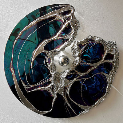 Objeto de parede redonda de metal Decoração de espelho Design de soldagem de interiores único